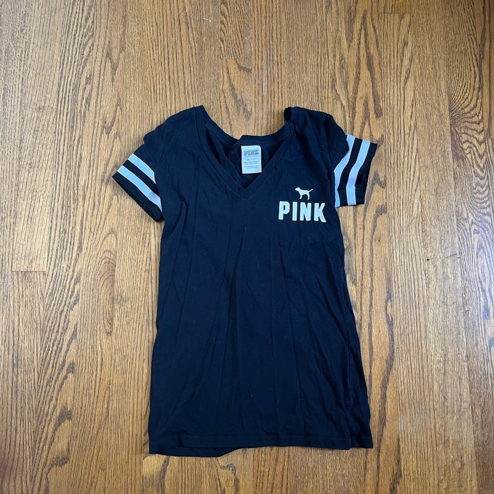 VS Pink Top